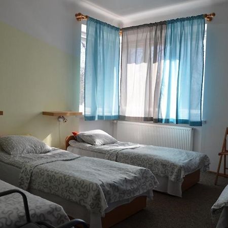 Kwatery Pracownicze Tolek Varsovia Exterior foto